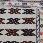 Kmeňový koberec Kilim Adarskan 126x177 koberec na stenu