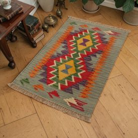   Ručne tkaný autentický Kilim koberec 61x93 ručne tkaný etnický Kilim