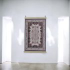 Hodvábny koberec strojovo tkaný SILKEN 70x110 akrylový turecký koberec